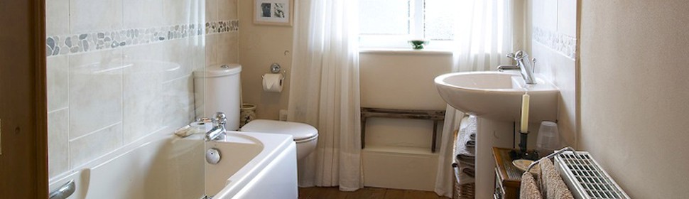 The Bathroom at The Birds Nest Holiday apartment